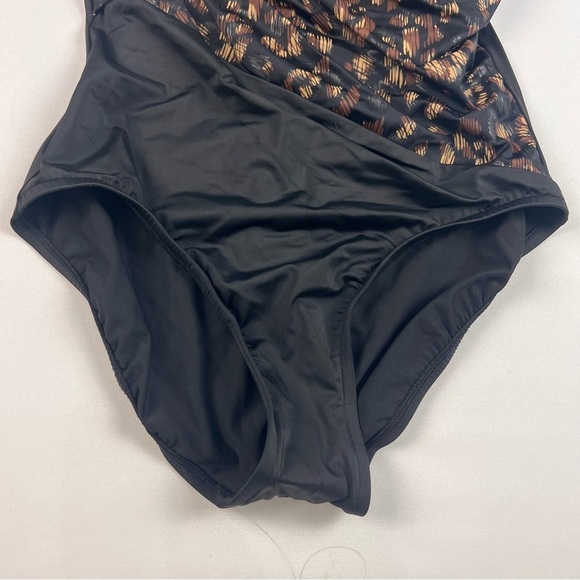 NWOT Magicsuit by Miraclesuit Women's Moto Chic Lita One Piece Swimsuit - Picture 6 of 8